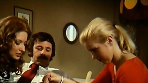 Blonde haired does what shes told in HD