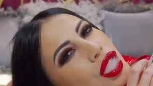 Very kinky female smoking
