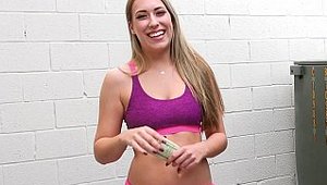 PublicPickups: Kimber Lee workout