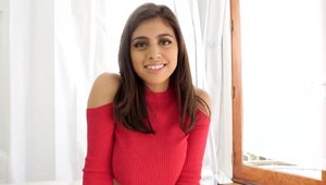 Ella Knox is big butt babe